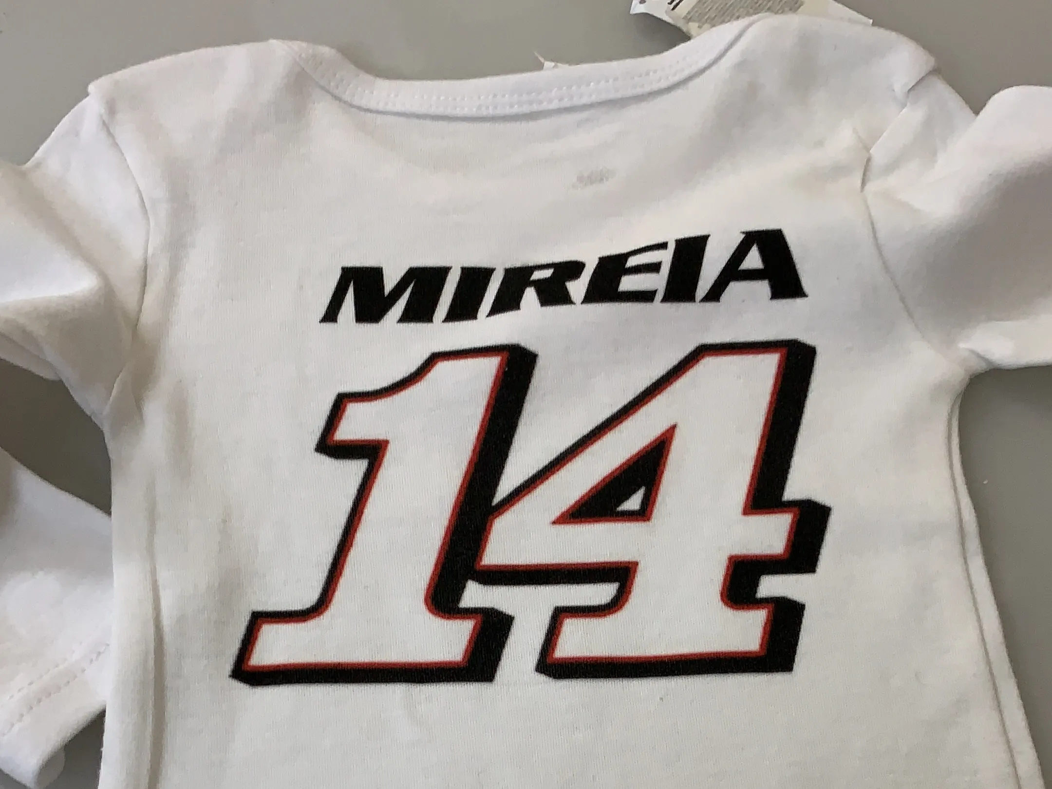 Prenda personalizada por Luminosos Canarias